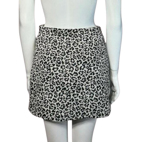 Abercrombie & Fitch Mid-rise black and white leopard print skirt - Picture 3 of 4